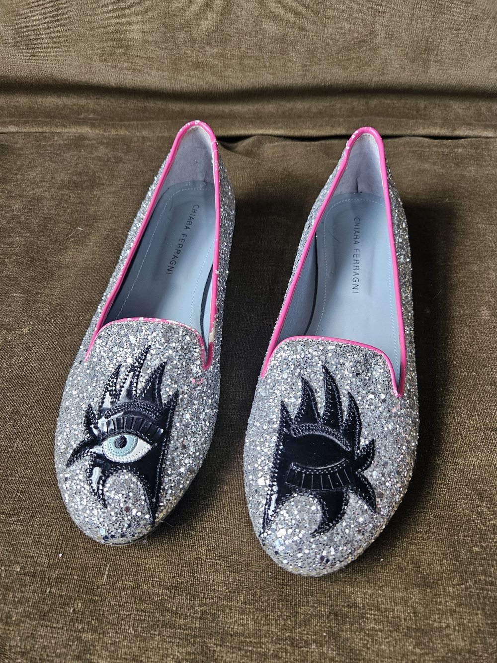 Chiara Ferragni Silver Glitter Eye Slip-On Flats - Pink Trim Size 40 IT